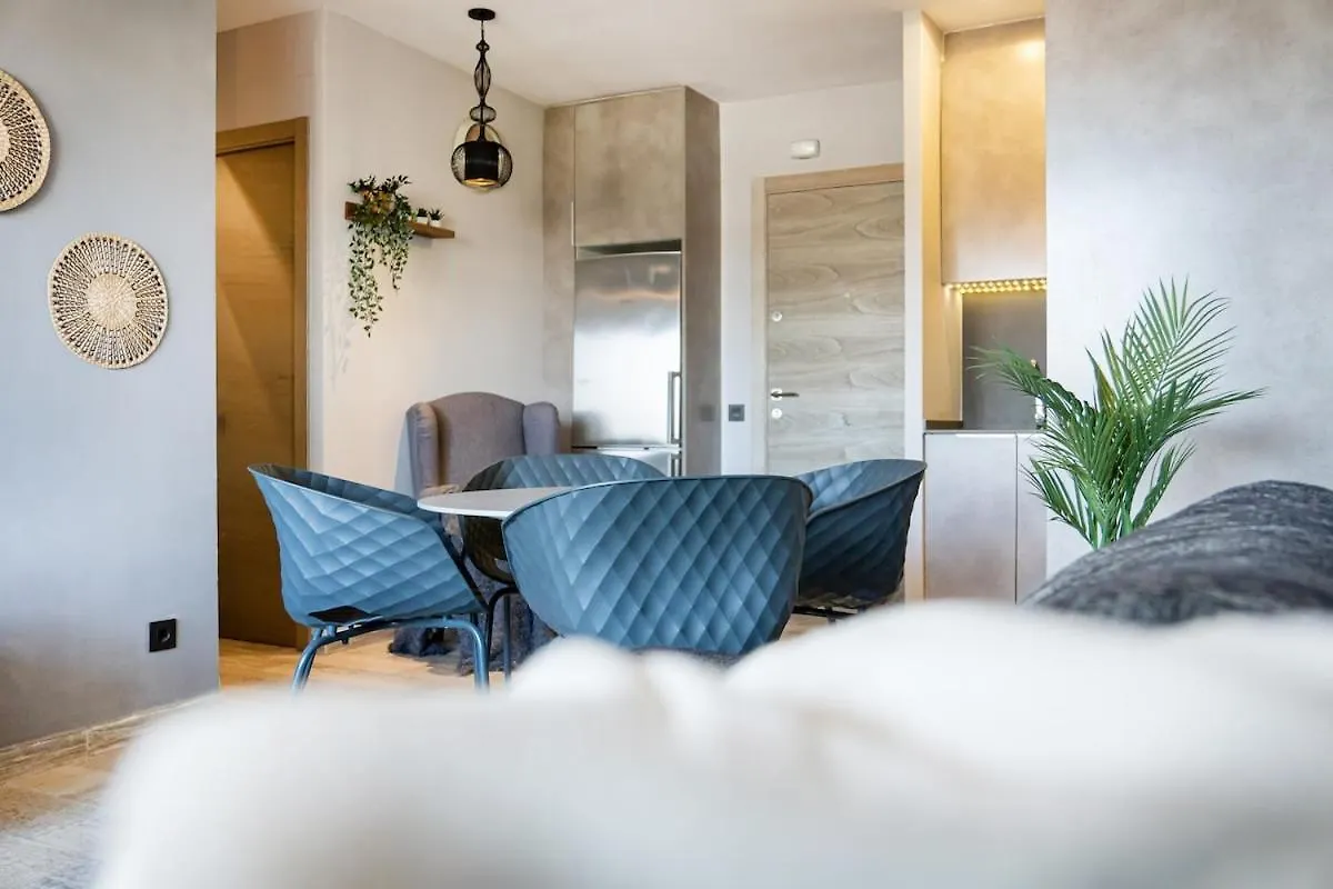 Apartment Central Penthouse - 5 Min Beach & Pool - Wifi - Ac Salou
