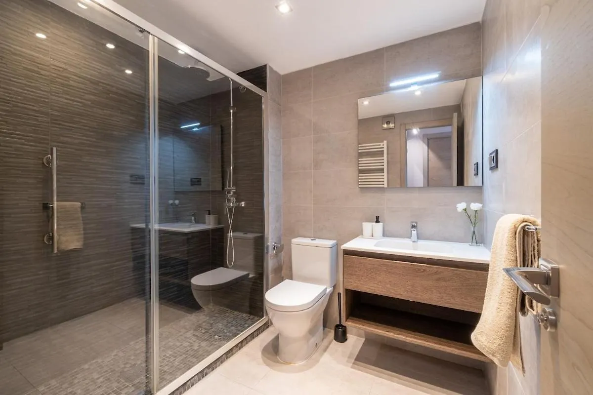Central Penthouse - 5 Min Beach & Pool - Wifi - Ac Salou Apartment